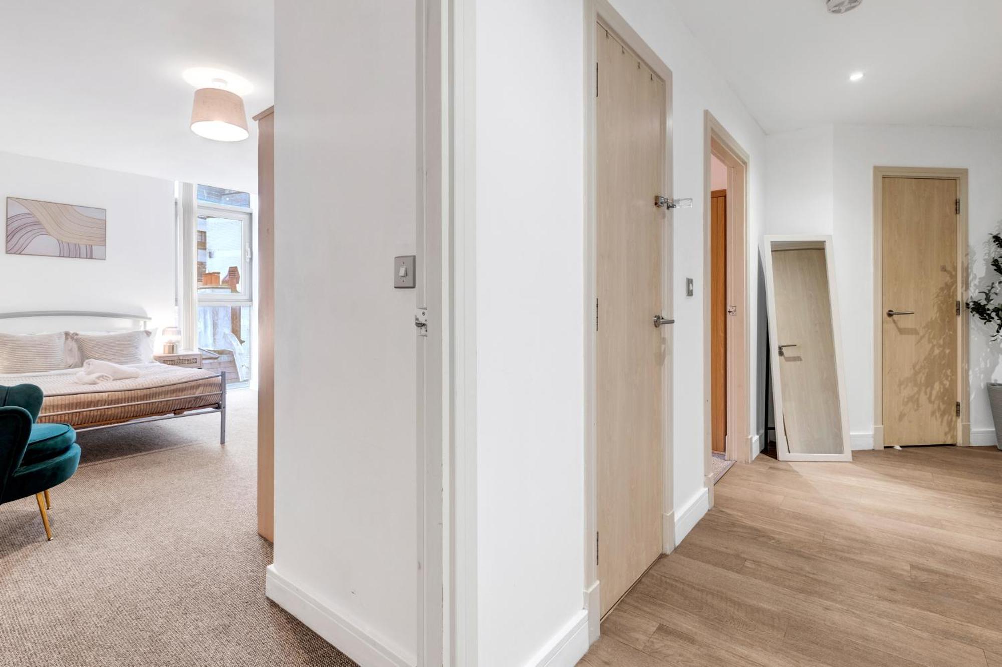 Ultra Stylish 2 Bedroom Apt Centrally Located Бирмингем Экстерьер фото