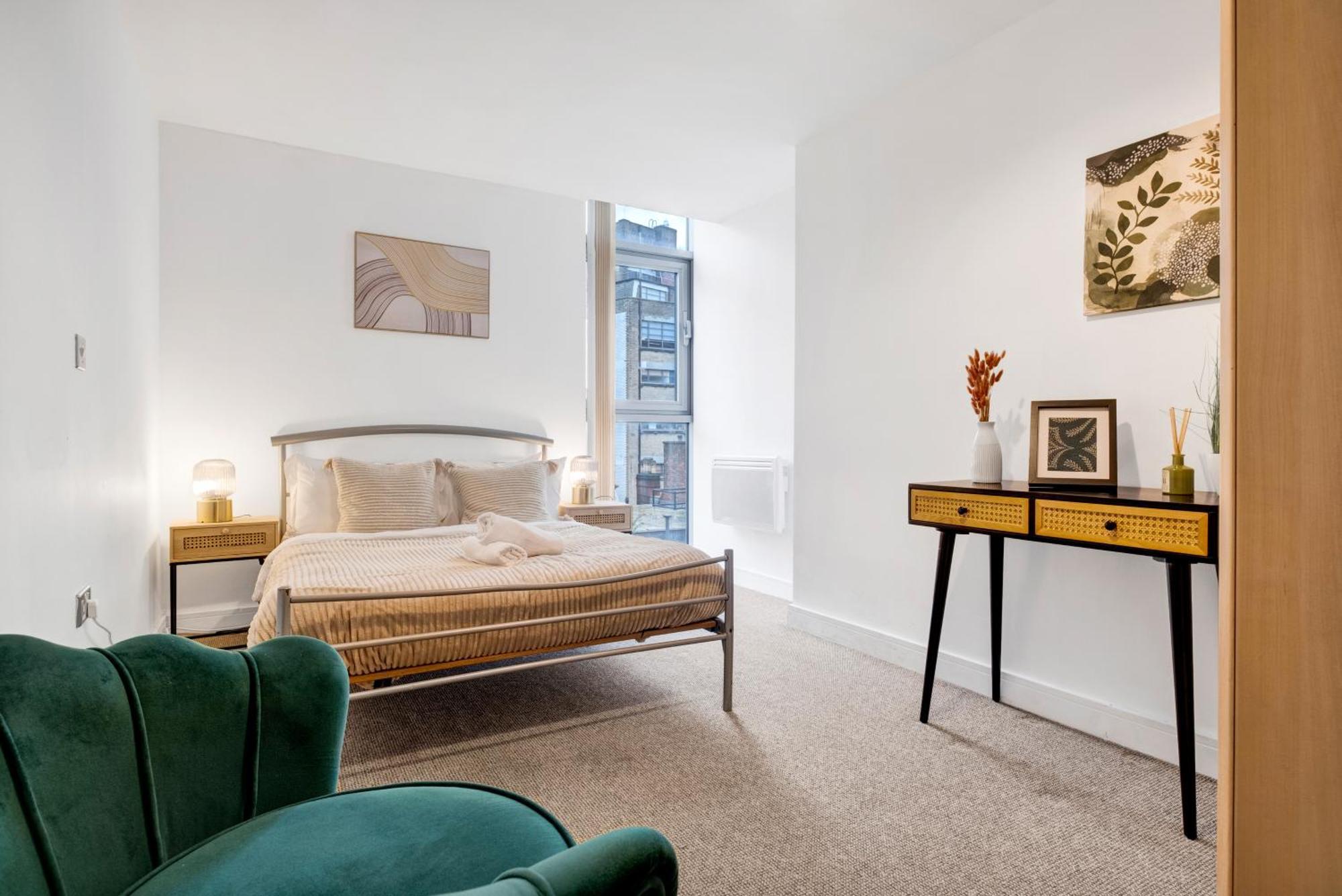 Ultra Stylish 2 Bedroom Apt Centrally Located Бирмингем Экстерьер фото