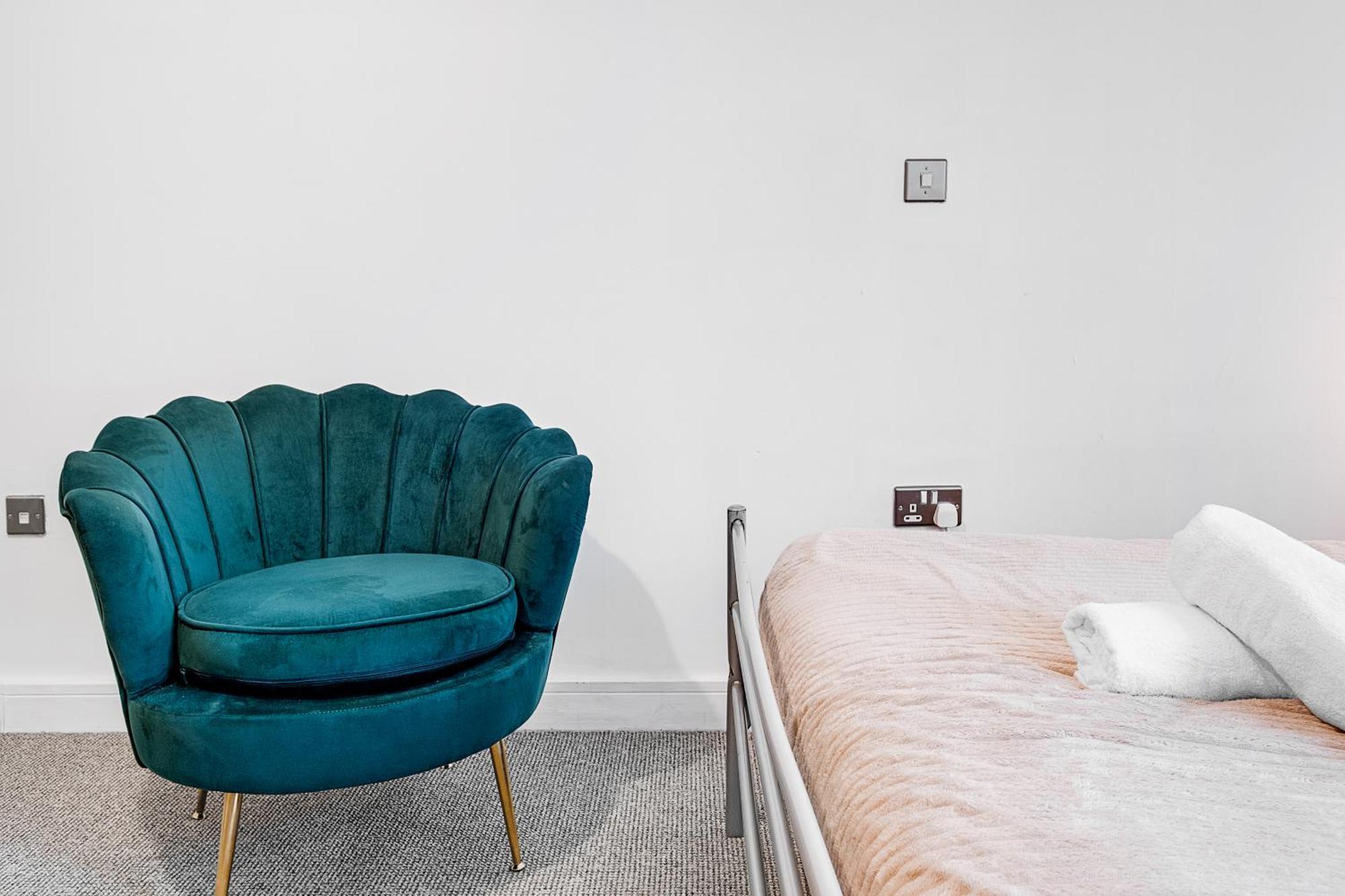 Ultra Stylish 2 Bedroom Apt Centrally Located Бирмингем Экстерьер фото