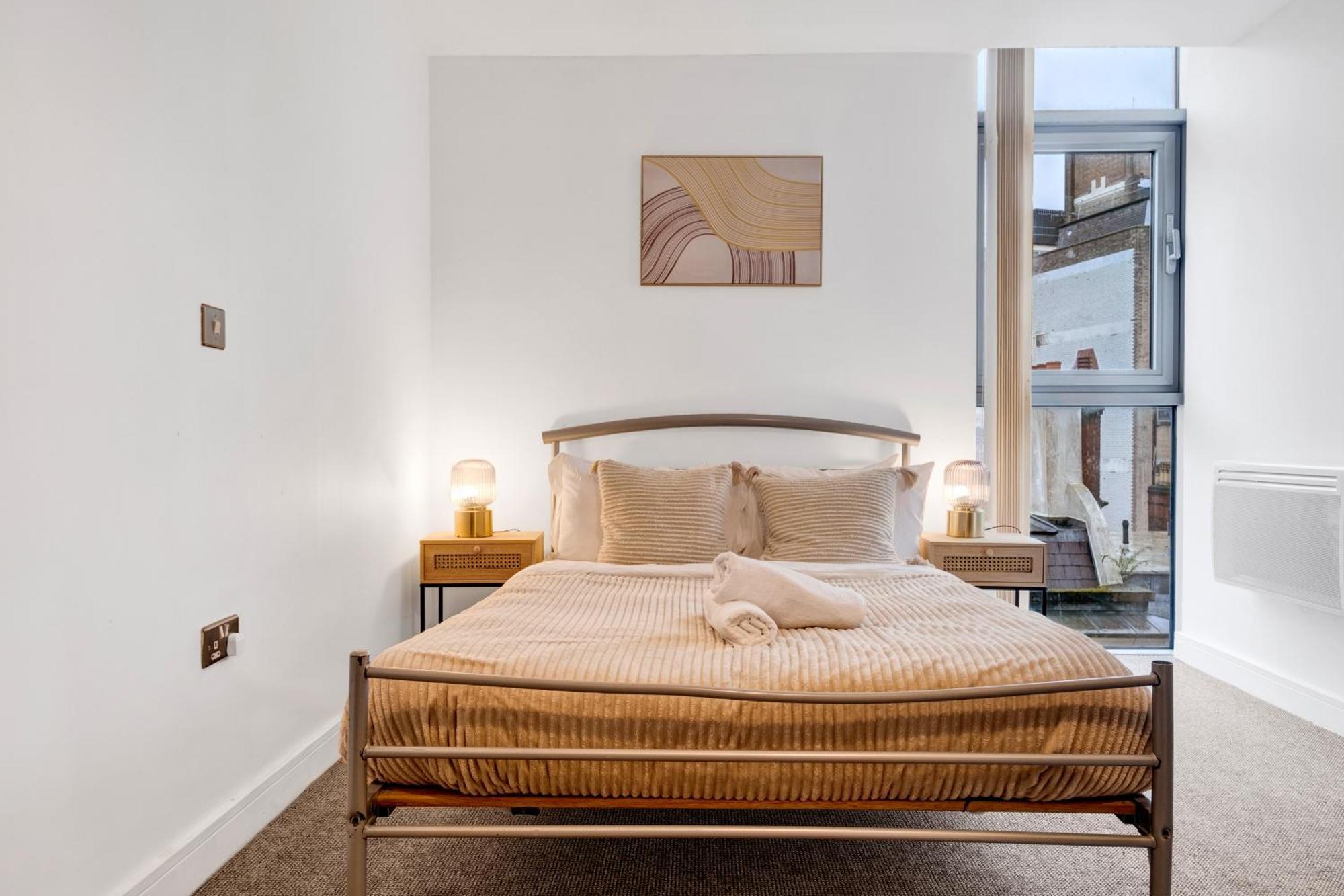 Ultra Stylish 2 Bedroom Apt Centrally Located Бирмингем Экстерьер фото