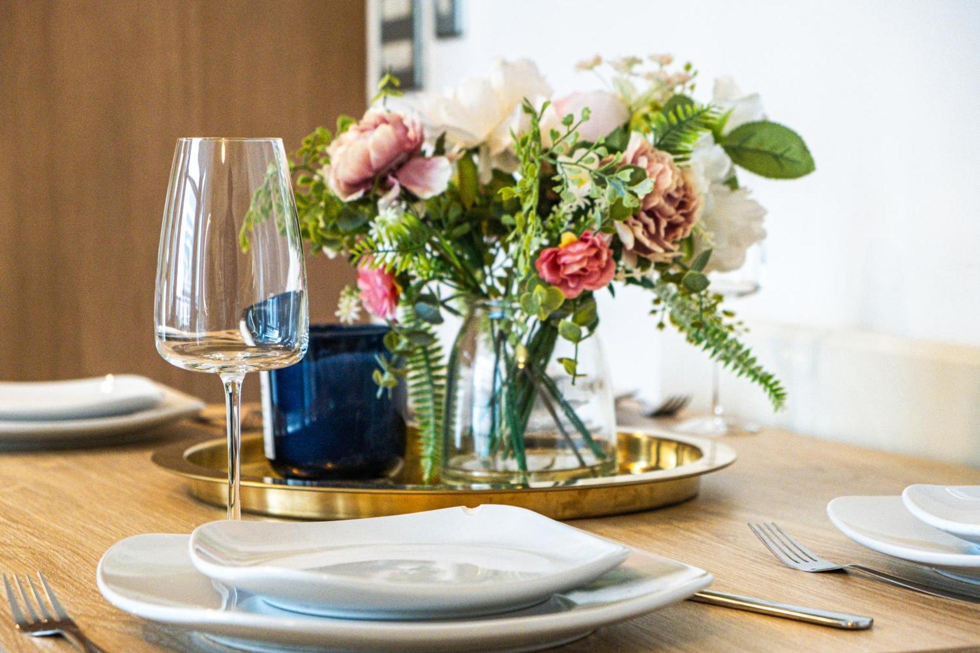 Ultra Stylish 2 Bedroom Apt Centrally Located Бирмингем Экстерьер фото